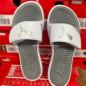 PUMA Women’s Slides Sizes 7, 8, 9, 10